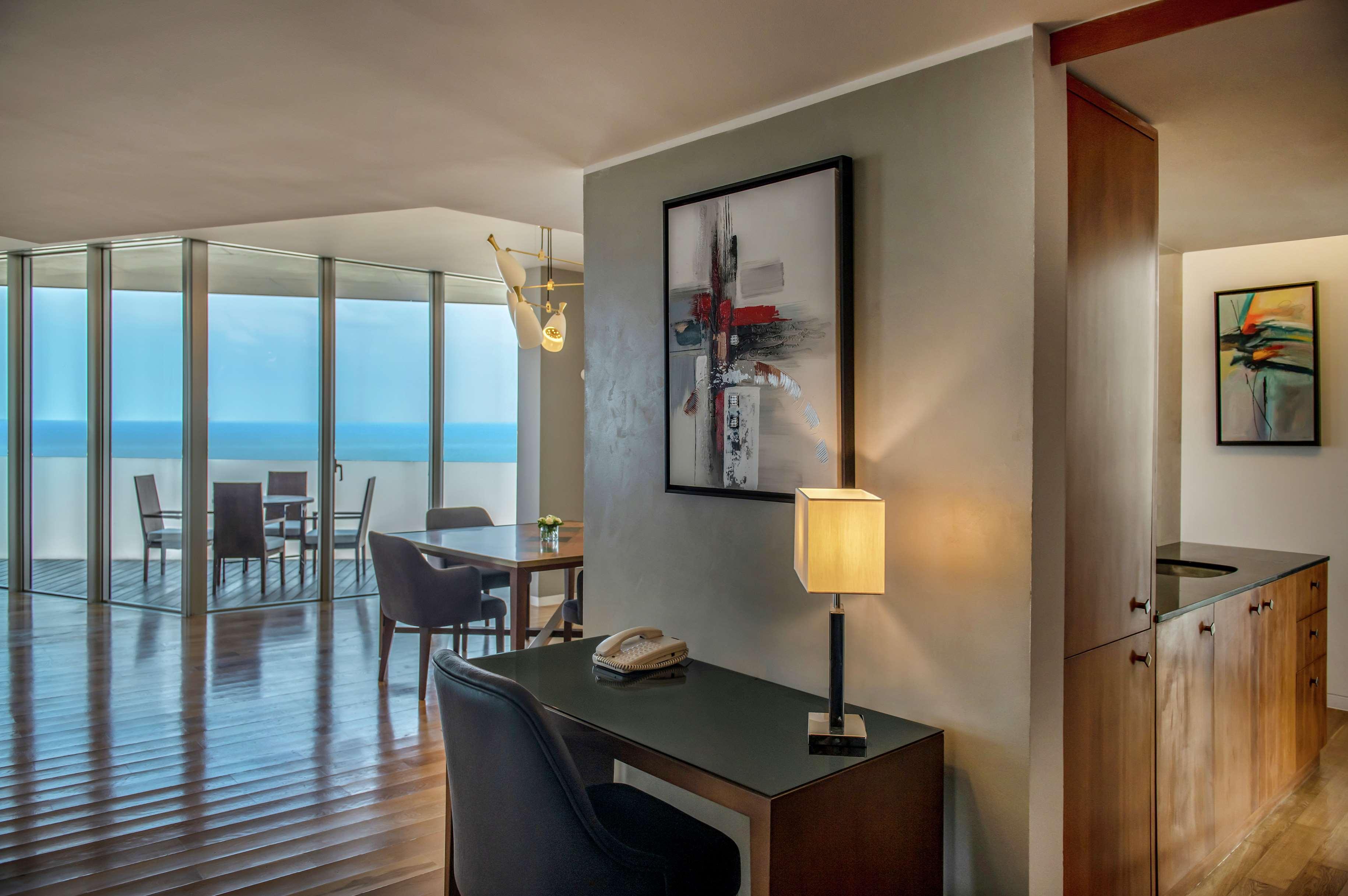 Hilton Beirut Downtown Hotel Exterior photo
