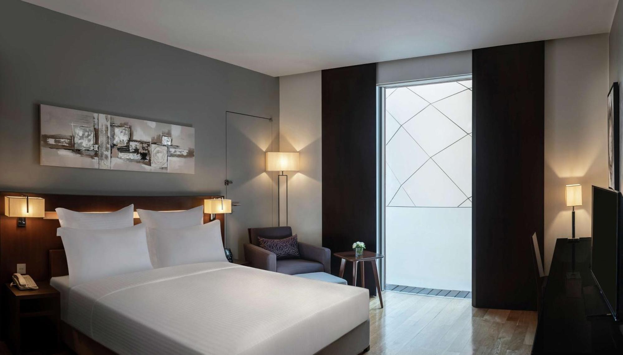 Hilton Beirut Downtown Hotel Exterior photo