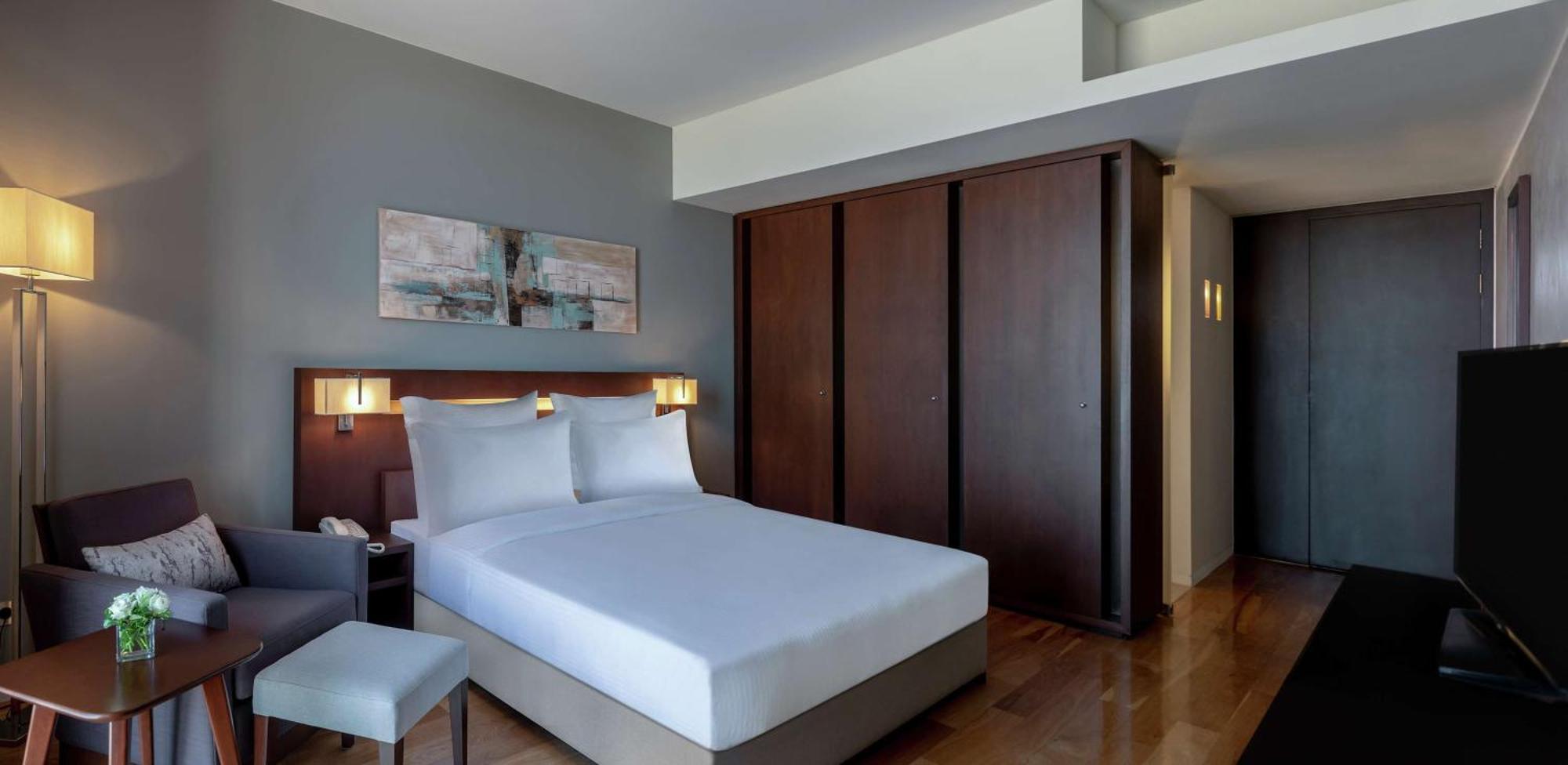 Hilton Beirut Downtown Hotel Exterior photo