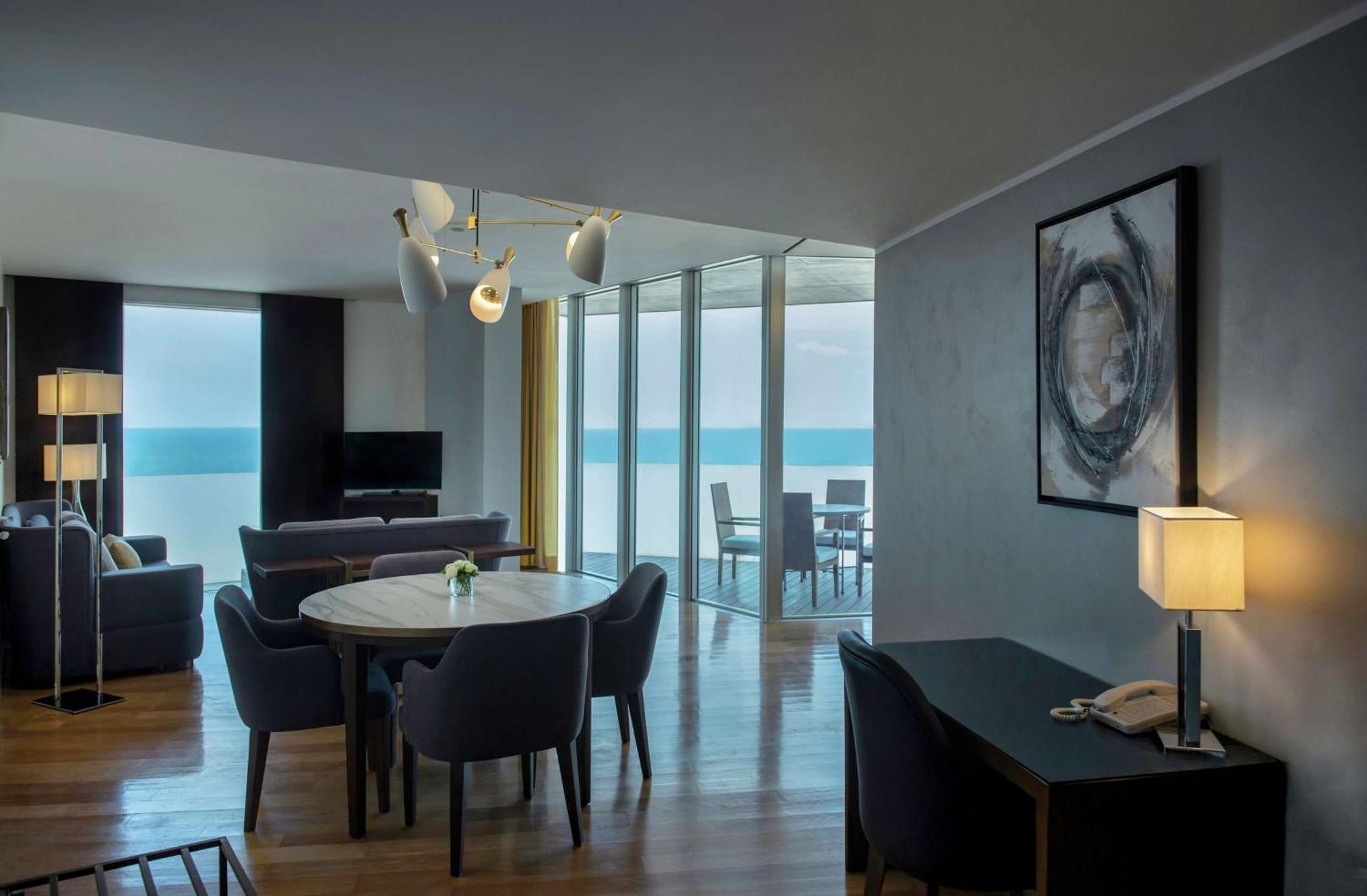 Hilton Beirut Downtown Hotel Exterior photo