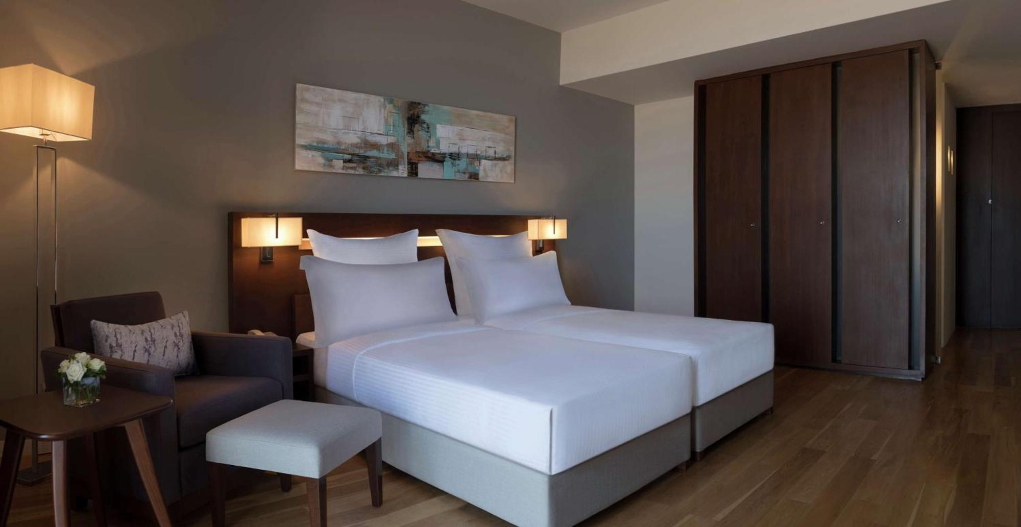 Hilton Beirut Downtown Hotel Exterior photo