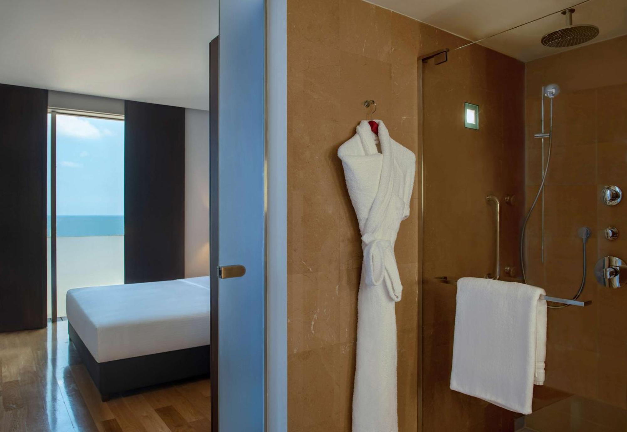 Hilton Beirut Downtown Hotel Exterior photo