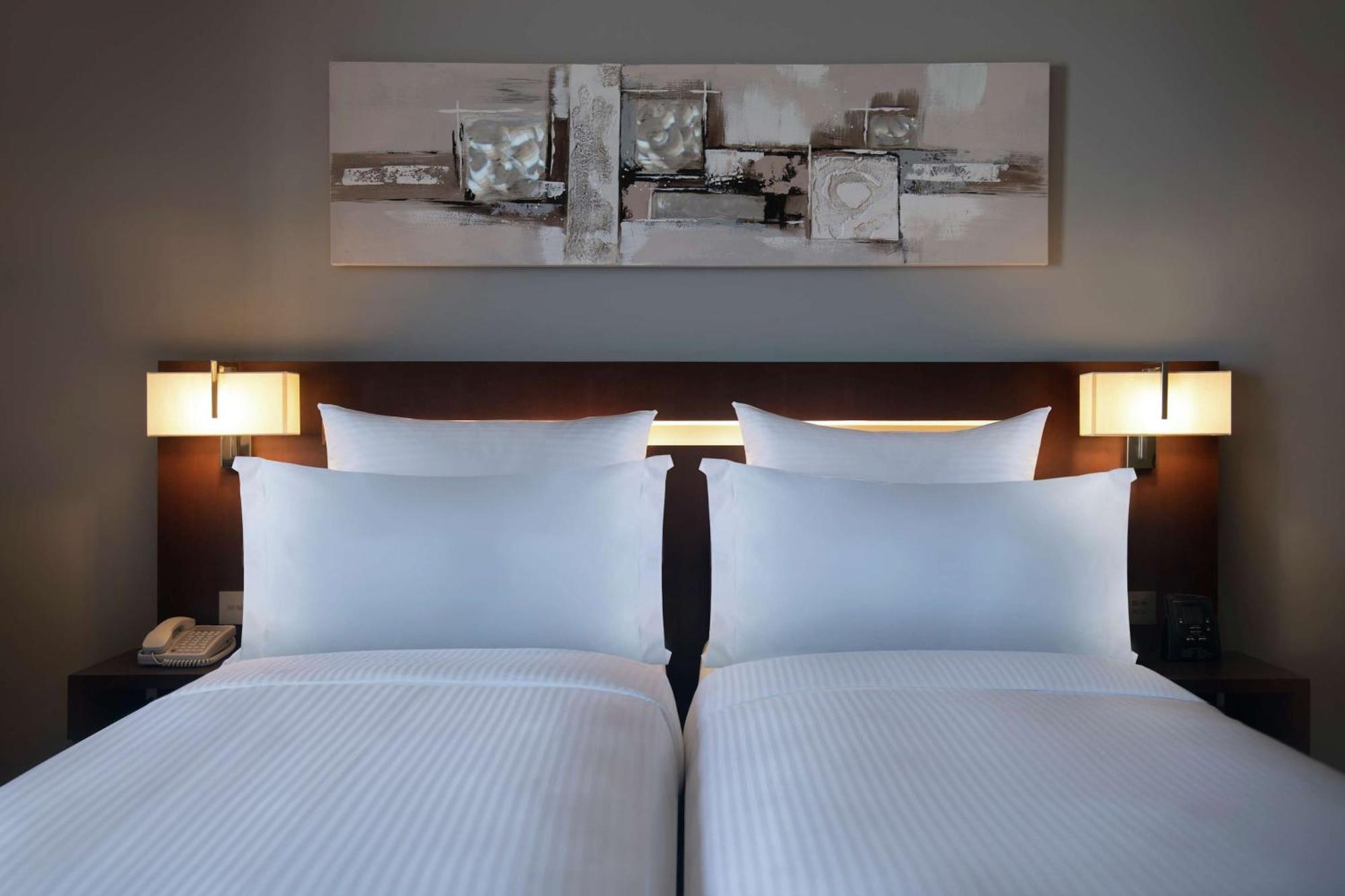 Hilton Beirut Downtown Hotel Exterior photo